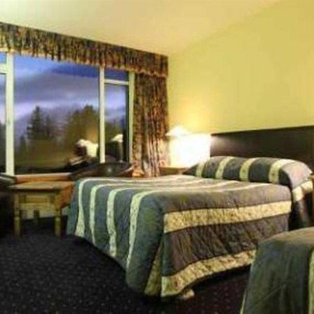 Connemara Gateway Hotel Oughterard Eksteriør bilde